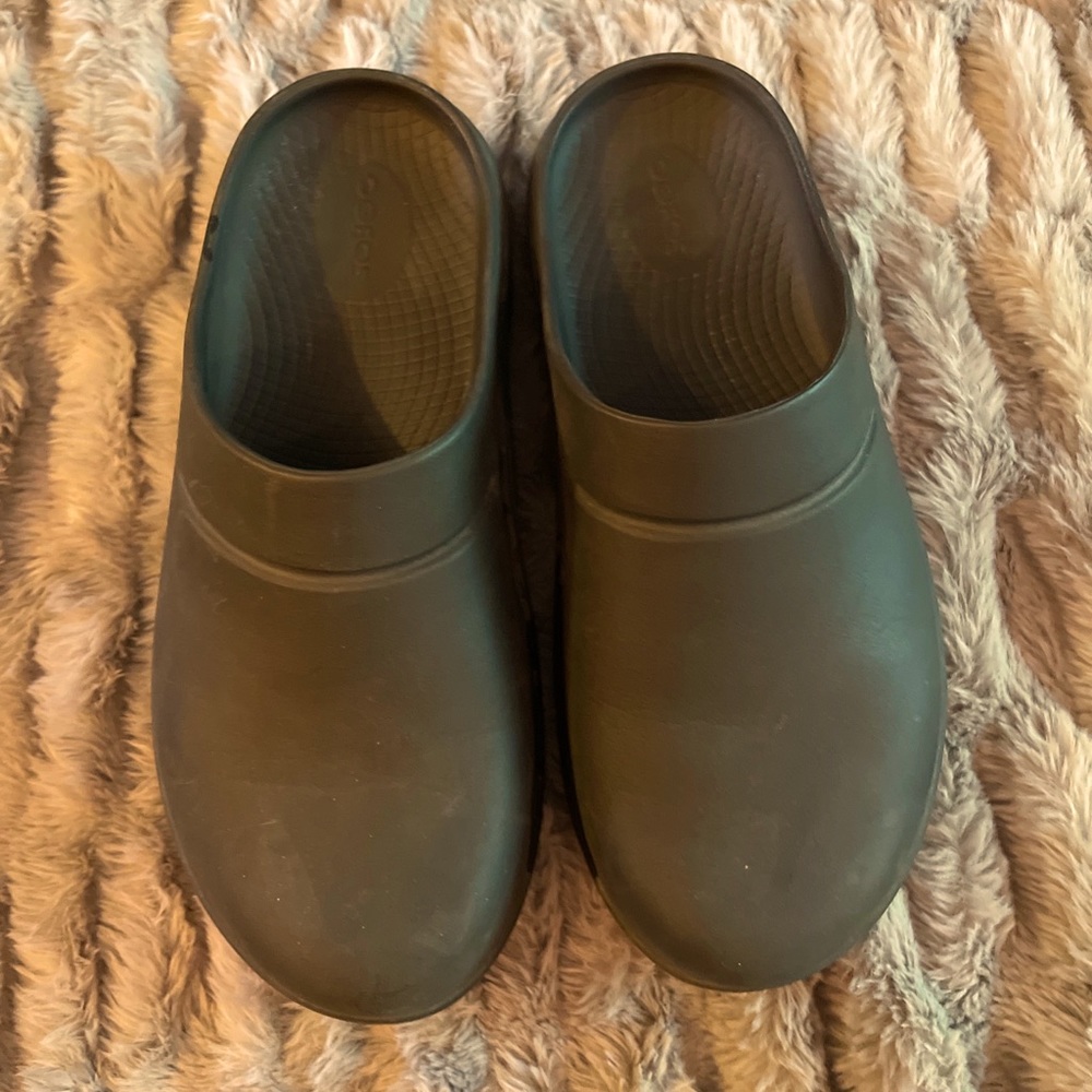 Oofos OoCloog WOMENS sz 9 men’s Sz 7 EU Sz 40